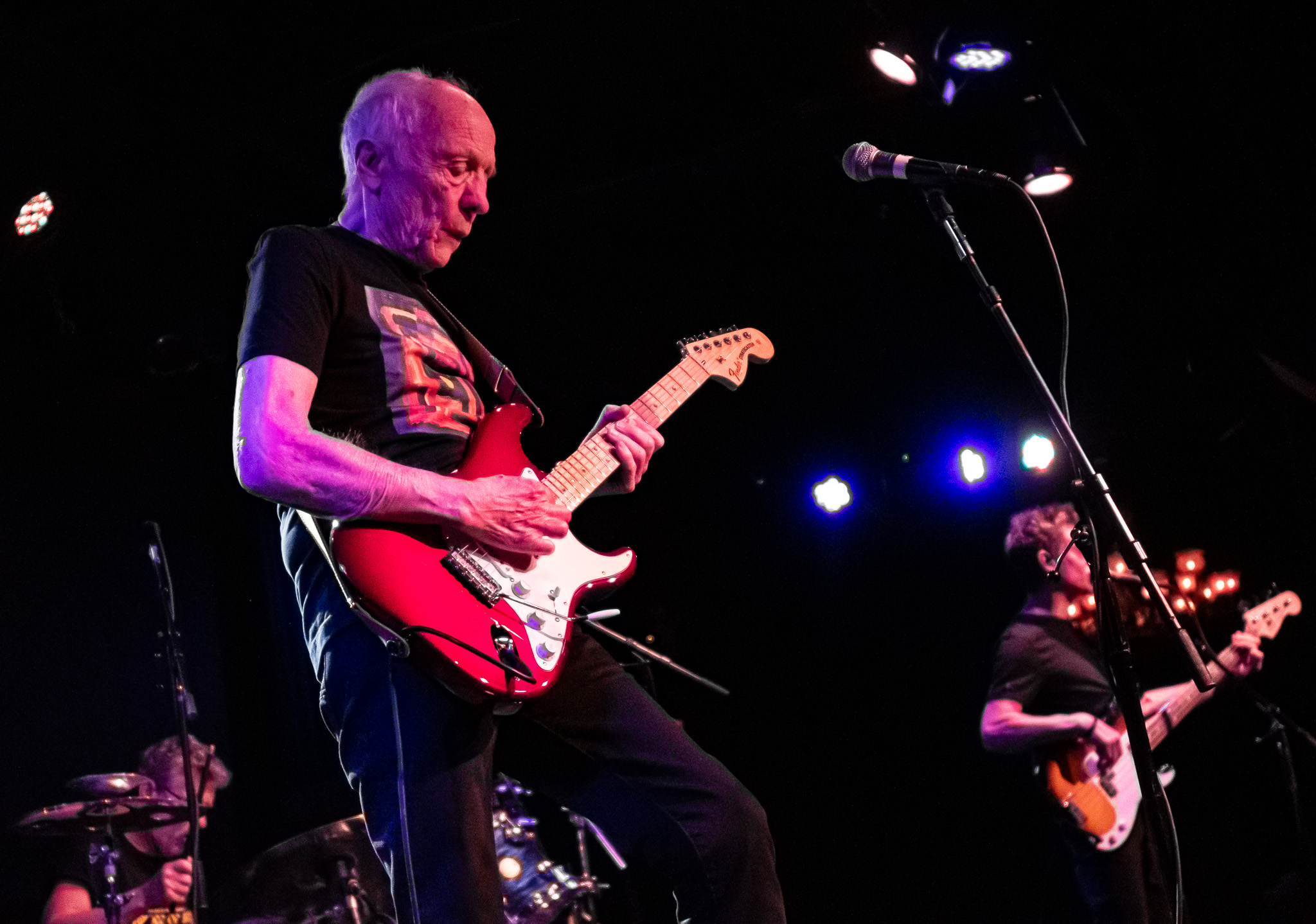 Audience at a Robin Trower concert